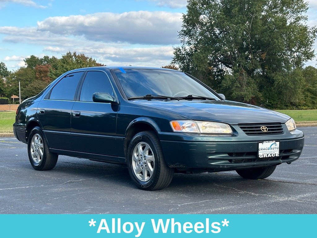 Used 1998 Toyota Camry LE FWD image 12