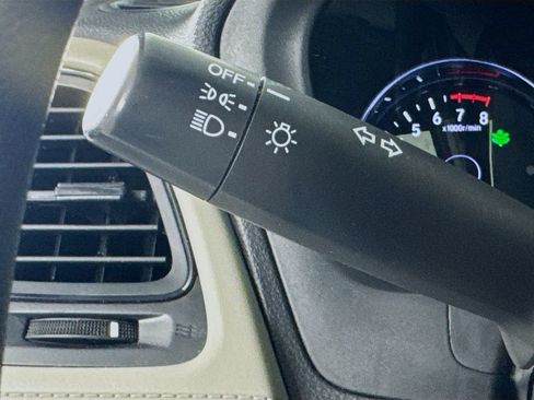 Used 2019 Honda HR-V LX image 15