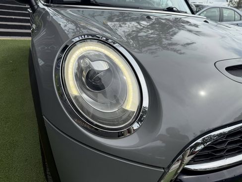 Used 2016 MINI Cooper S image 9