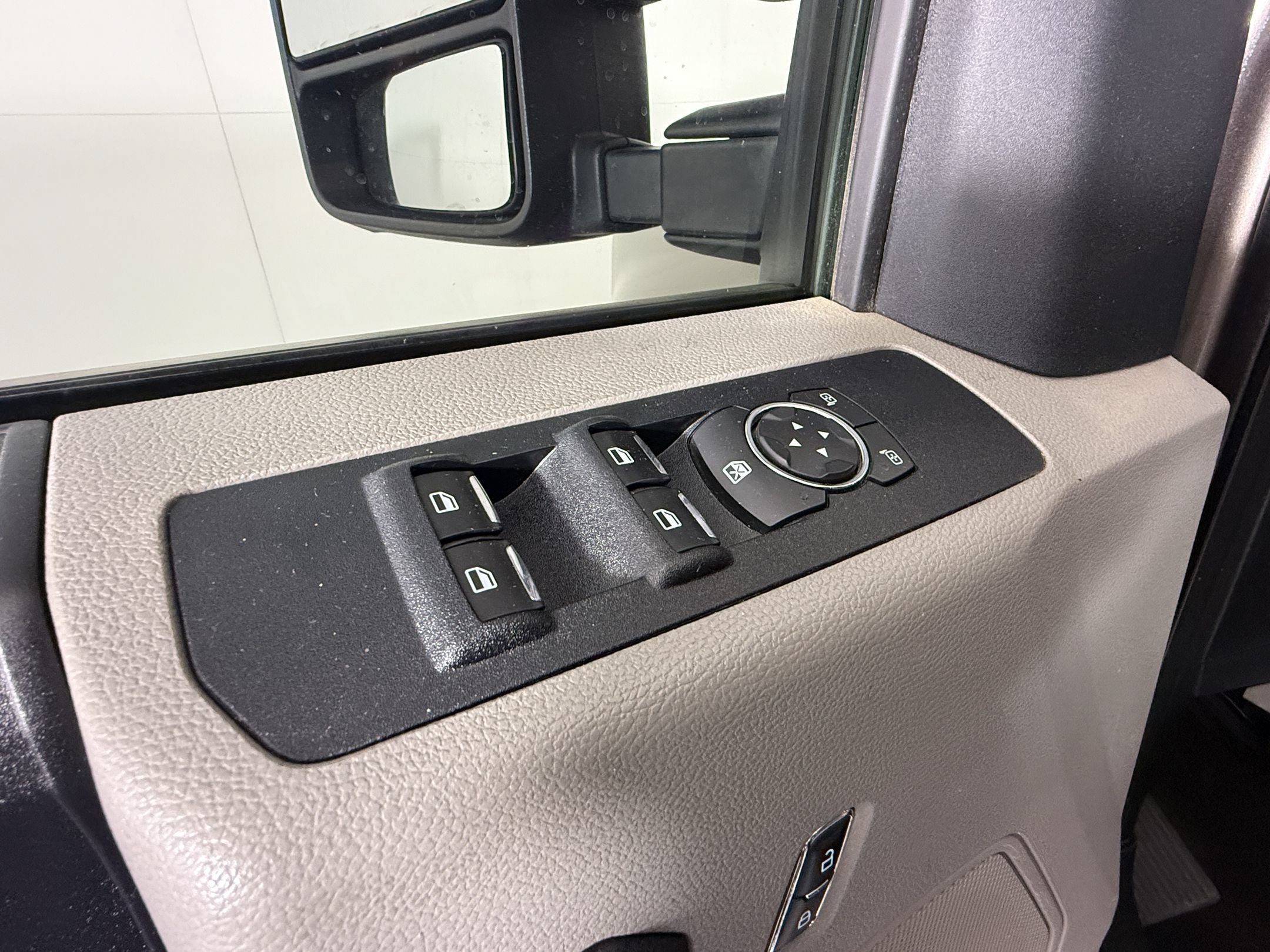Used 2019 Ford F250 XL w/ STX Appearance Package AWD/4WD image 12
