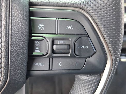 Used 2024 Toyota Tacoma TRD Sport AWD/4WD image 23