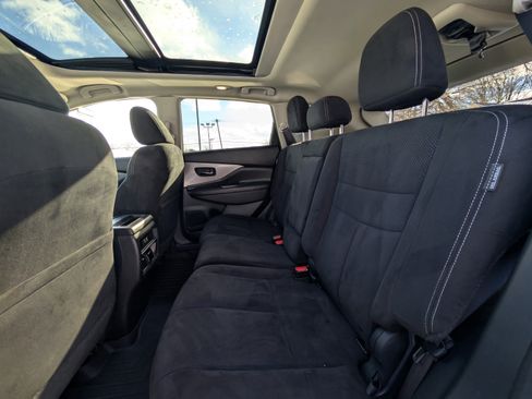 Used 2019 Nissan Murano SV w/ Premium Package image 33