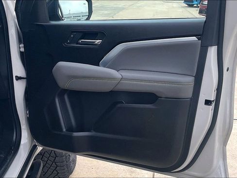 Used 2026 Chevrolet Colorado ZR2 AWD/4WD image 24