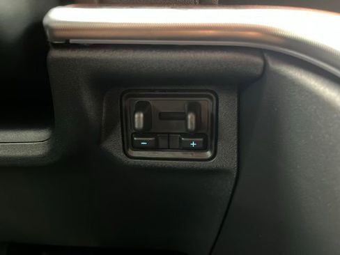 Certified 2025 Ford Expedition King Ranch image 12