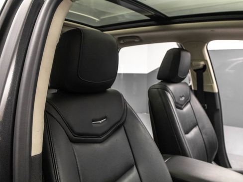 Used 2019 Cadillac XT5 Premium Luxury w/ Advanced Security Package image 41