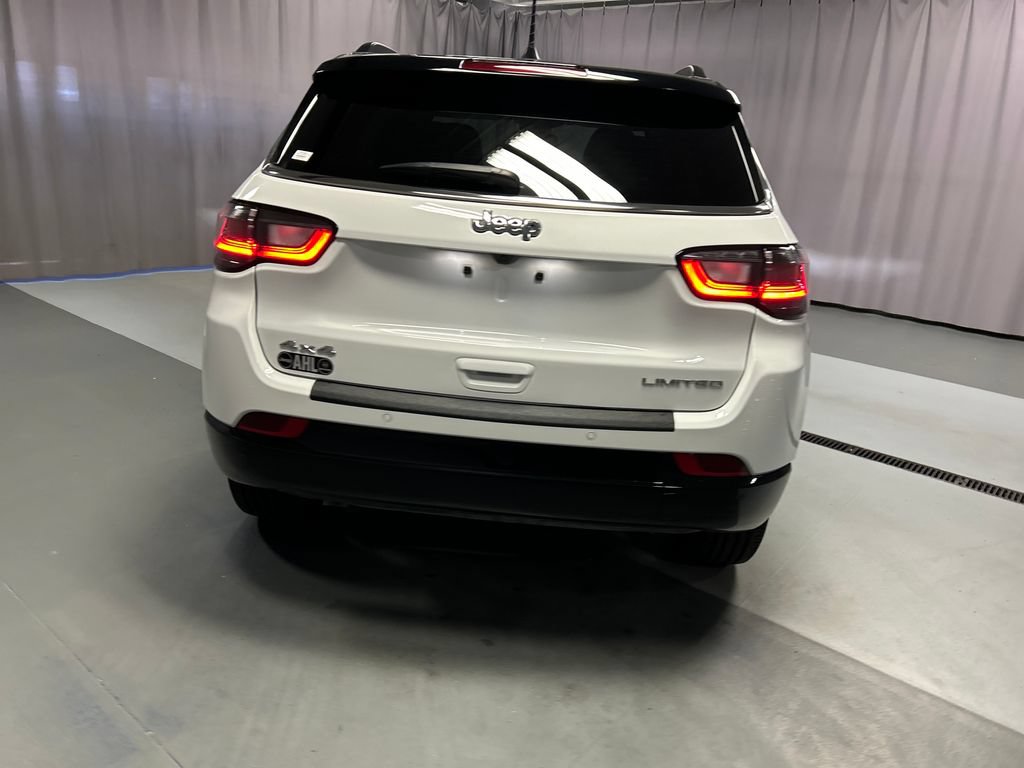 Used 2025 Jeep Compass Limited w/ Elite Group AWD/4WD image 6