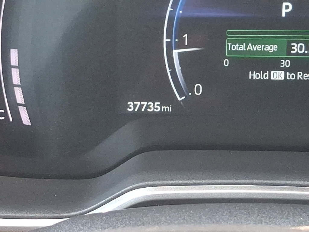 Certified 2025 Toyota Corolla Cross XLE FWD image 19
