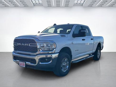 Used 2024 RAM 2500 Big Horn w/ Off Road Package image 8