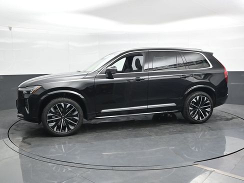New 2026 Volvo XC90 B6 Plus w/ Protection Package Premier AWD/4WD image 6