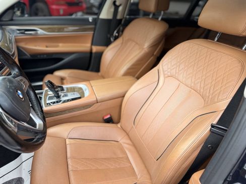 Used 2019 BMW 740i xDrive w/ Executive Package AWD/4WD image 18