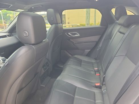 Used 2025 Land Rover Range Rover Velar Dynamic SE AWD/4WD image 12