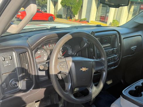 Used 2015 Chevrolet Silverado 2500 W/T w/ WT Convenience Package AWD/4WD image 8