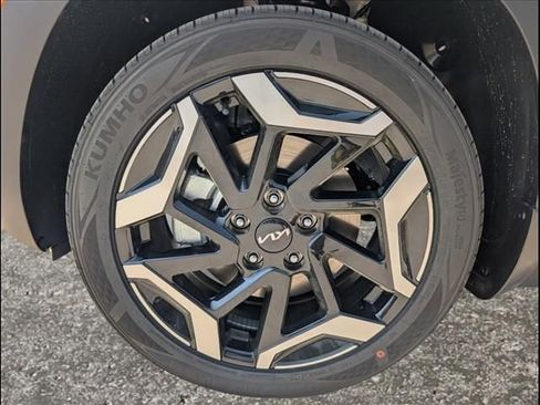 New 2026 Kia Seltos SX image 16