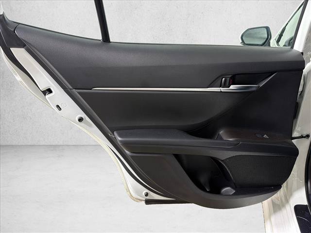 Used 2023 Toyota Camry SE FWD image 21