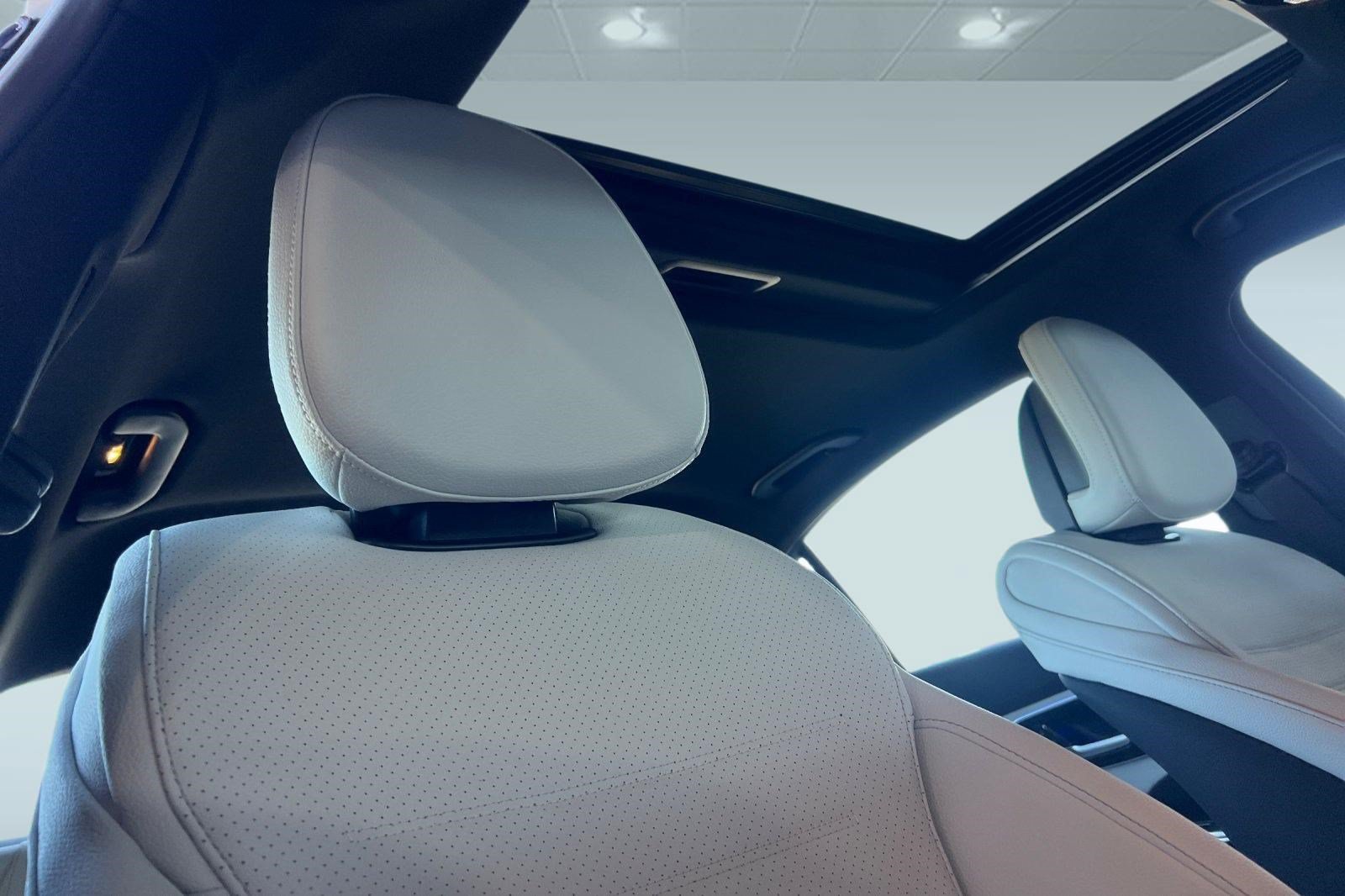 Certified 2024 Mercedes-Benz C 300 Sedan image 24