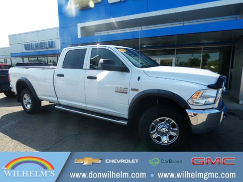 Used 2018 RAM 2500 Tradesman w/ Chrome Appearance Group AWD/4WD image 1