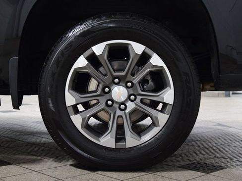 Used 2024 Chevrolet Silverado 1500 High Country w/ Technology Package image 28