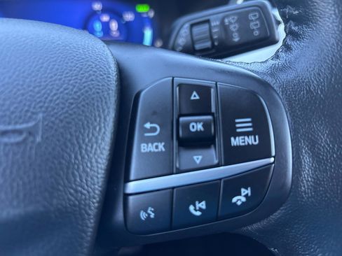 Used 2020 Ford Escape SE Sport image 17