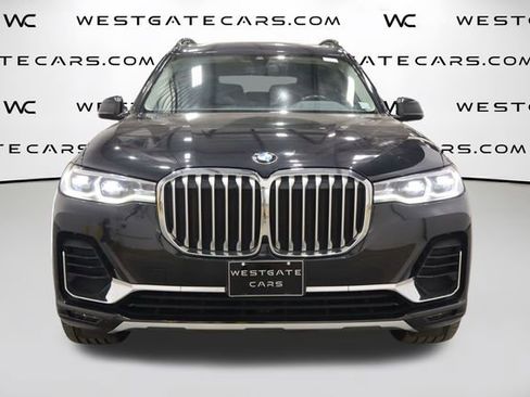 Used 2022 BMW X7 xDrive40i w/ Cold Weather Package AWD/4WD image 4