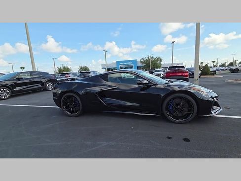 New 2026 Chevrolet Corvette Z06 w/ Stealth Interior Trim Package RWD image 19