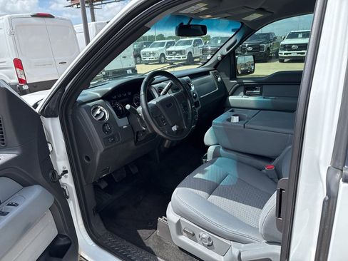 Used 2013 Ford F150 XLT w/ XLT Chrome Pkg image 18
