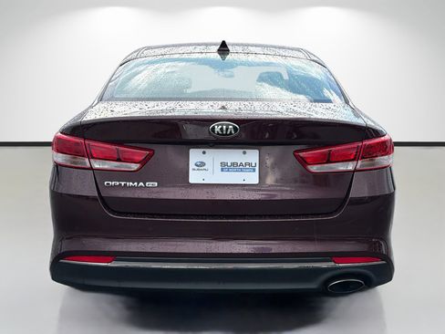 Used 2018 Kia Optima LX FWD image 4