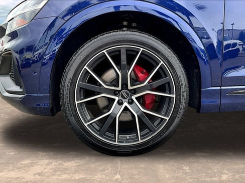 Used 2022 Audi Q8 Premium Plus w/ Premium Plus Package AWD/4WD image 34