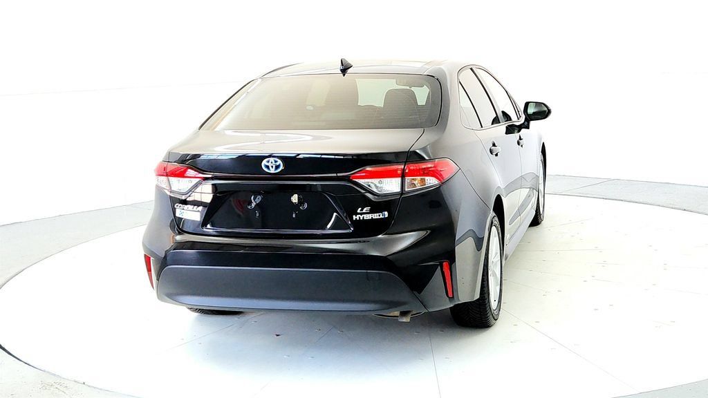 Certified 2024 Toyota Corolla LE w/ LE Convenience Package AWD/4WD image 5