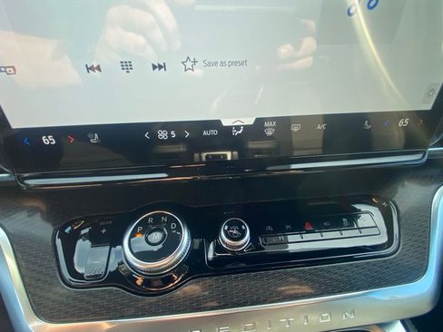 New 2026 Ford Expedition Platinum w/ Stealth Appearance Package image 18