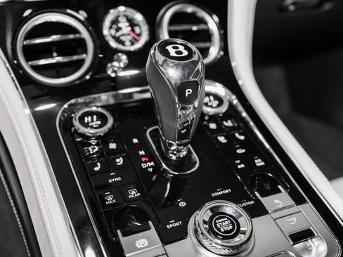 Certified 2021 Bentley Continental GT image 33