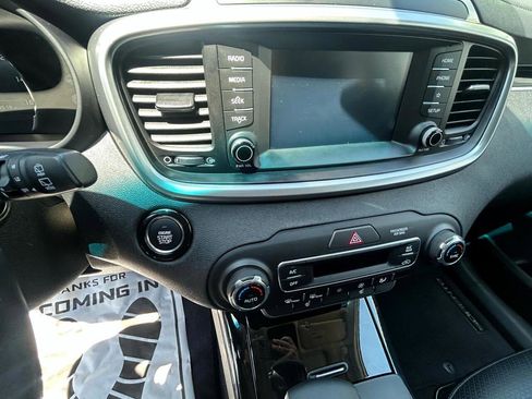 Used 2020 Kia Sorento EX image 13