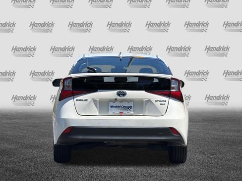 Used 2019 Toyota Prius XLE FWD image 6