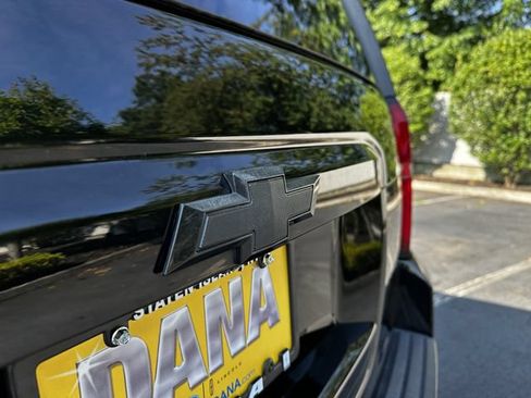 Used 2019 Chevrolet Suburban LT AWD/4WD image 47