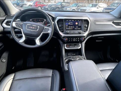 Used 2023 GMC Acadia SLT w/ Elevation Edition image 21