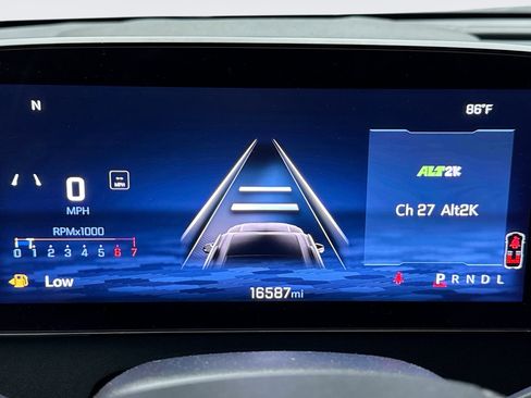 Used 2024 Chevrolet Traverse LT w/ LPO, Floor Liner Package FWD image 9