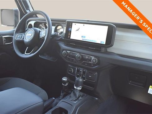 New 2025 Jeep Gladiator Sport image 14