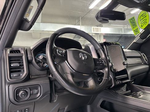Used 2019 RAM 1500 Limited w/ Body Color Bumper Group AWD/4WD image 30