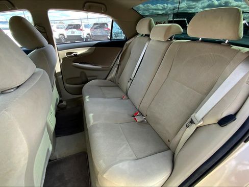 Used 2013 Toyota Corolla LE FWD image 20