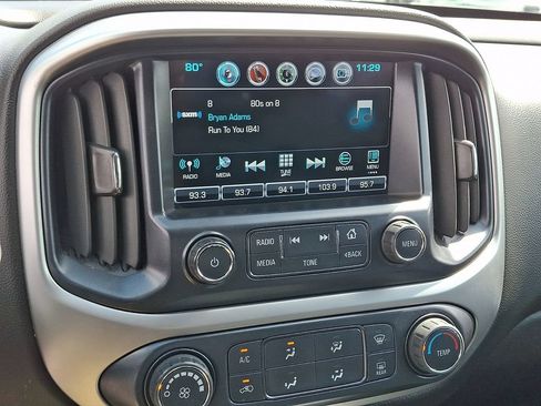 Used 2018 Chevrolet Colorado LT w/ Redline Special Edition AWD/4WD image 17