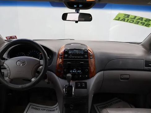 Used 2006 Toyota Sienna FWD image 18