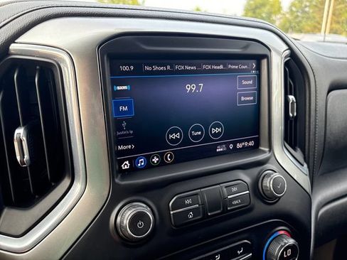 Used 2021 Chevrolet Silverado 1500 LT AWD/4WD image 14