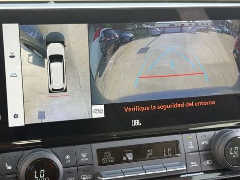Used 2024 Toyota Grand Highlander FWD image 17