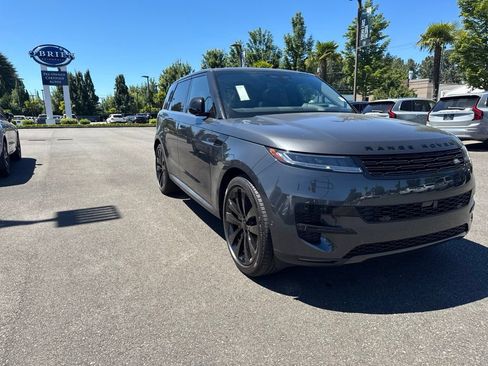 New 2026 Land Rover Range Rover Sport SE AWD/4WD image 8