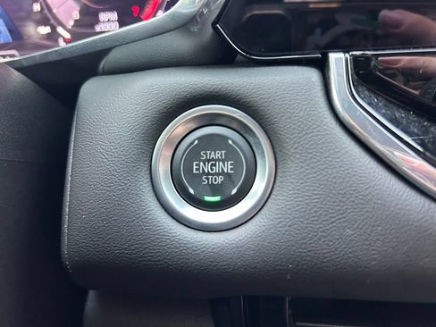 Used 2024 GMC Canyon Elevation w/ Convenience Package RWD image 29