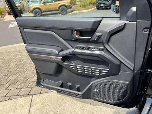 New 2026 Toyota 4Runner TRD Off-Road Premium AWD/4WD image 12