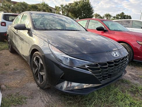 Used 2022 Hyundai Elantra SEL w/ Convenience + Premium Package FWD image 1