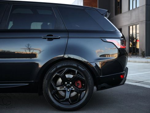 Used 2019 Land Rover Range Rover Sport HSE image 13