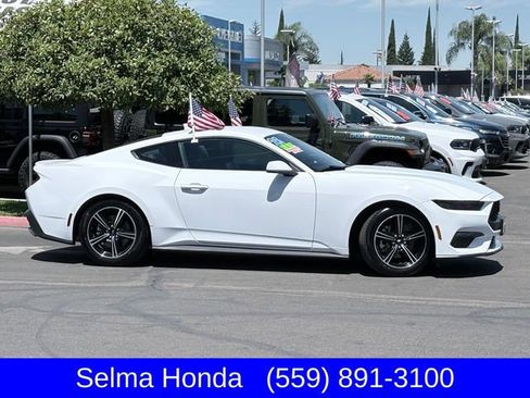 Used 2025 Ford Mustang Premium RWD image 4