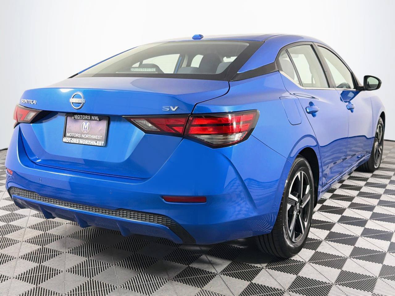 Used 2024 Nissan Sentra SV FWD image 24