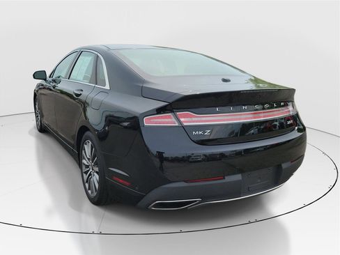 Used 2018 Lincoln MKZ Select w/ Technology Package FWD image 3